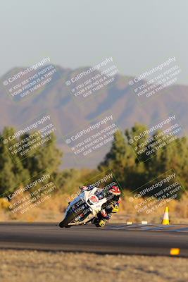 media/Nov-19-2023-CVMA (Sun) [[1f3d1b7ccb]]/Race 18 Supersport Middleweight/